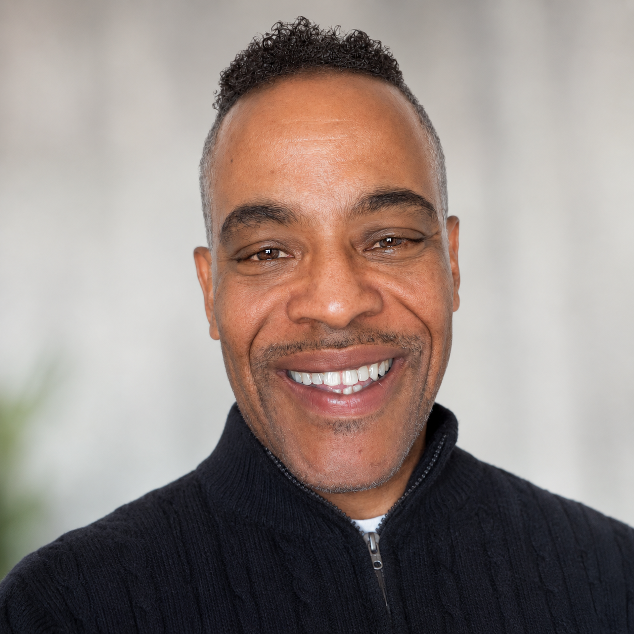 Carl Sills Professional Headshot